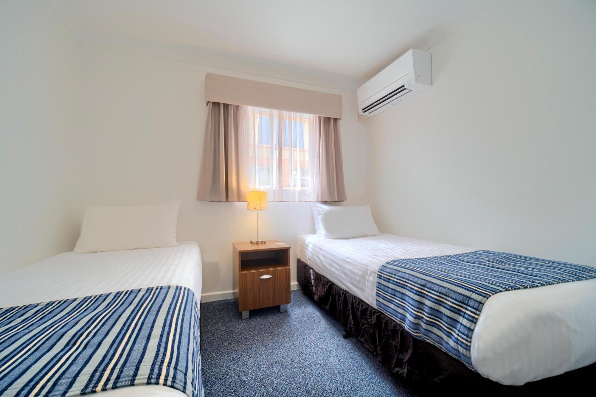 Albany Motel & Apartments Стая снимка